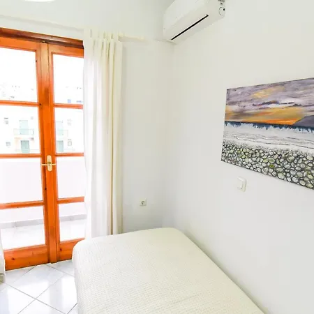 Apartment Drosia 150m From Saint George *